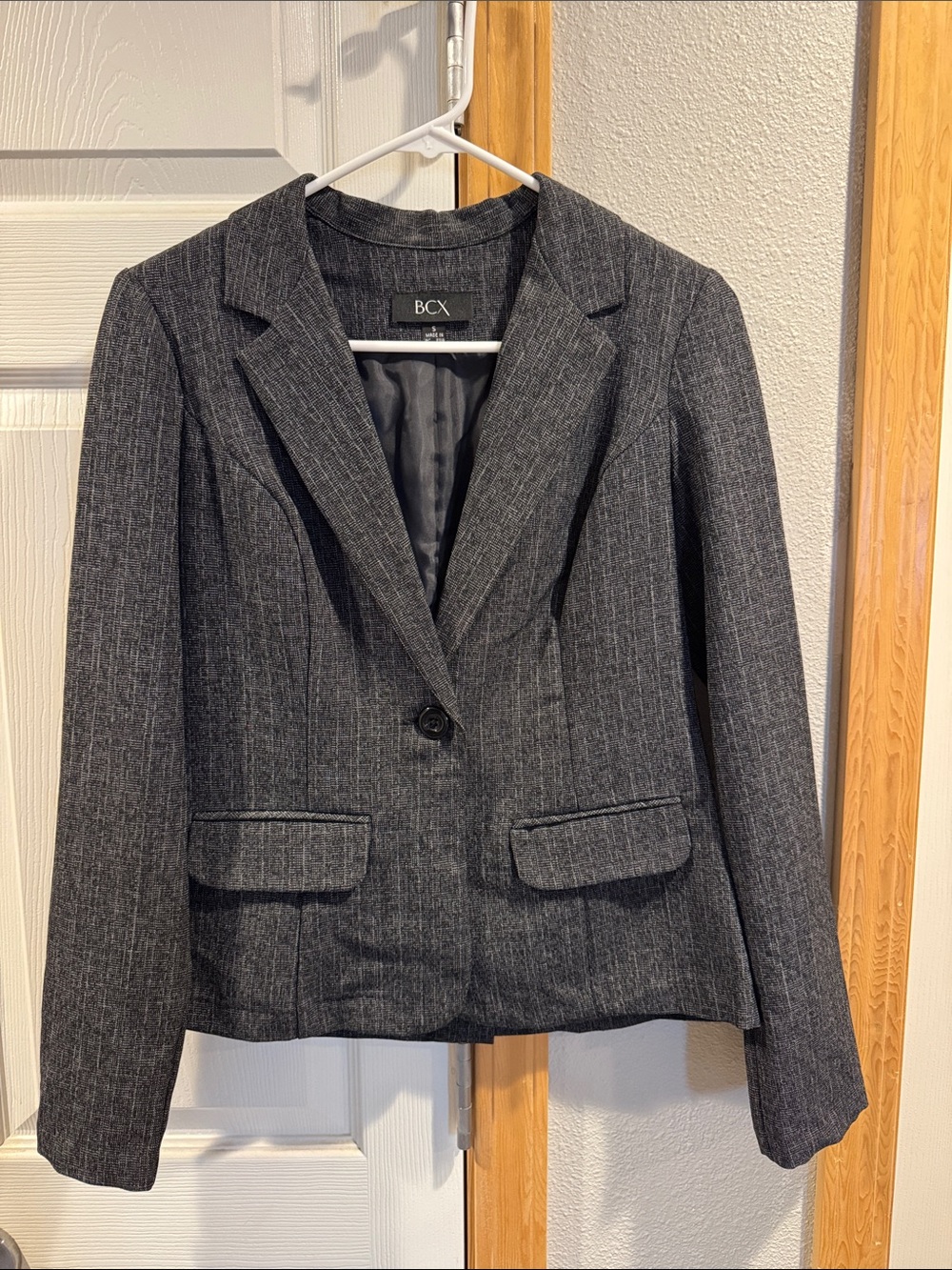 BCX Women's Dark Gray Single-Button Blazer